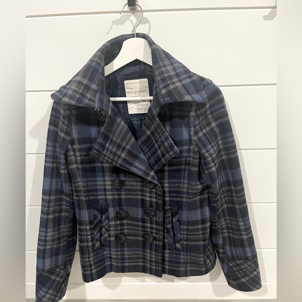 Aeropostale plaid coat. Size M. Blue & grey plaid.